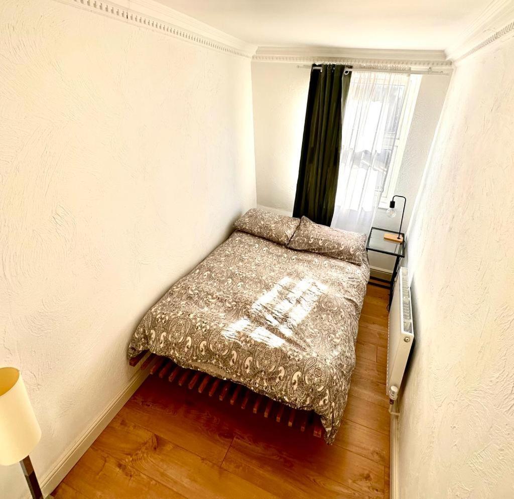 Flat 3 Stay In Aldgate Apartments Londra Esterno foto